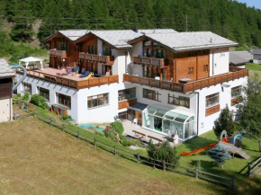 Гостиница Apartment Flora  Саас-Альмагель